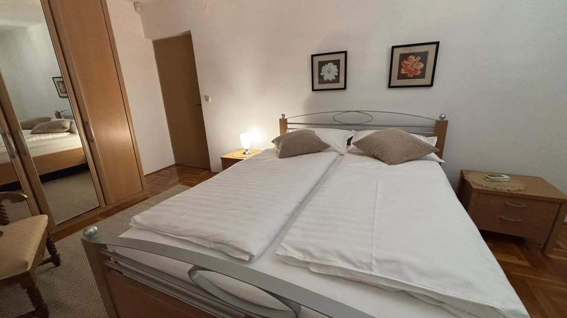 S Apartment ラバック